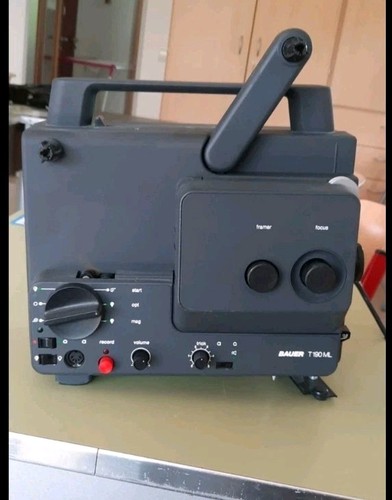 Super filmprojektor bauer - 8, "bauer